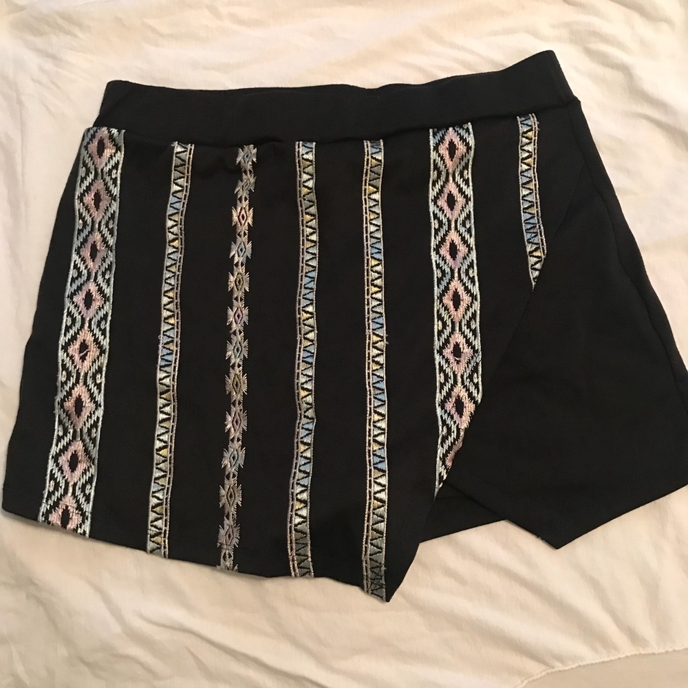 Black mini Skort